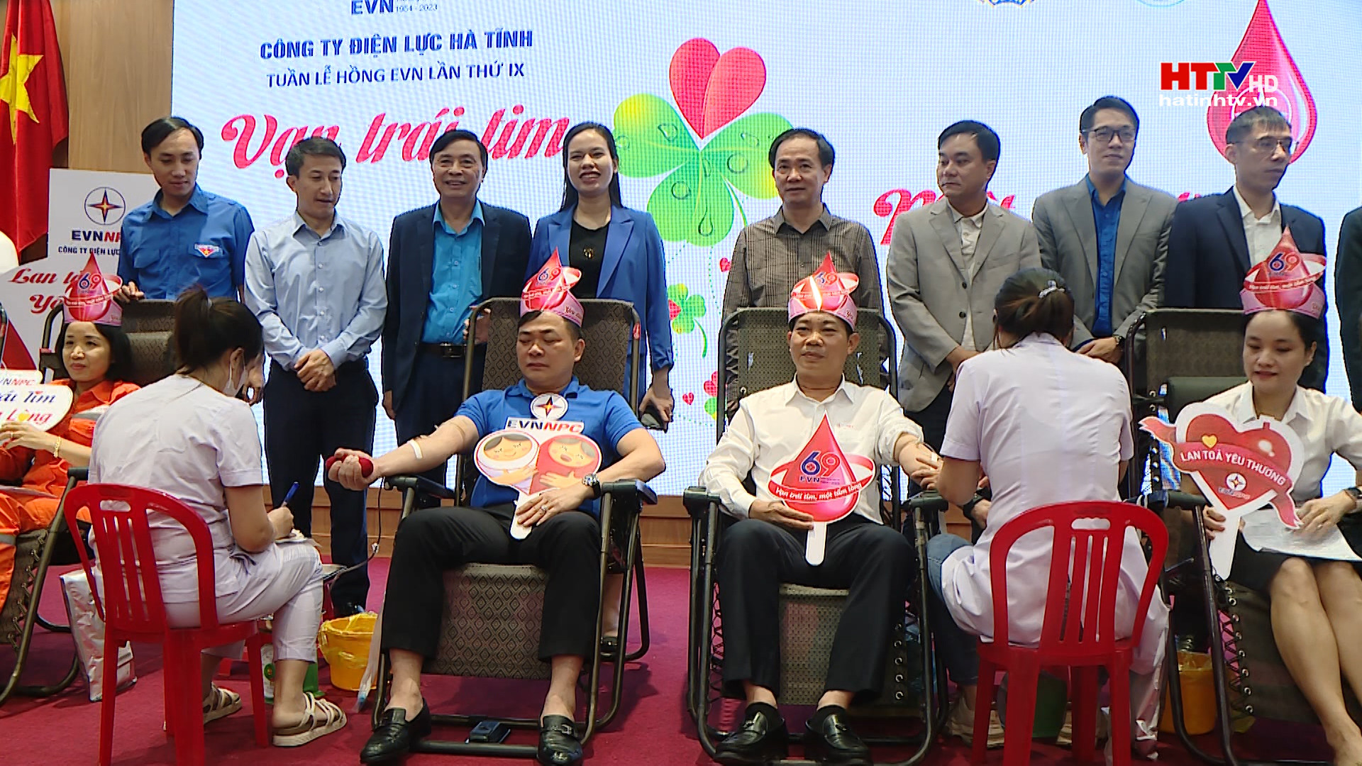 Thu về 100 đơn vị máu trong tuần Lễ hồng EVN Hà Tĩnh